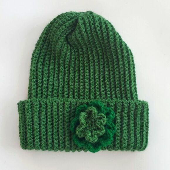 GREEN WOOL WINTER HAT BEANIE GREEN HANDMADE IRISH ST. PATRICK'S DAY ARTSY - Picture 1 of 4
